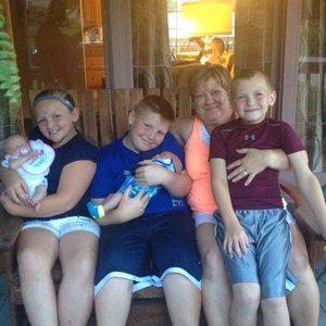 Meet your Posher, Cheri